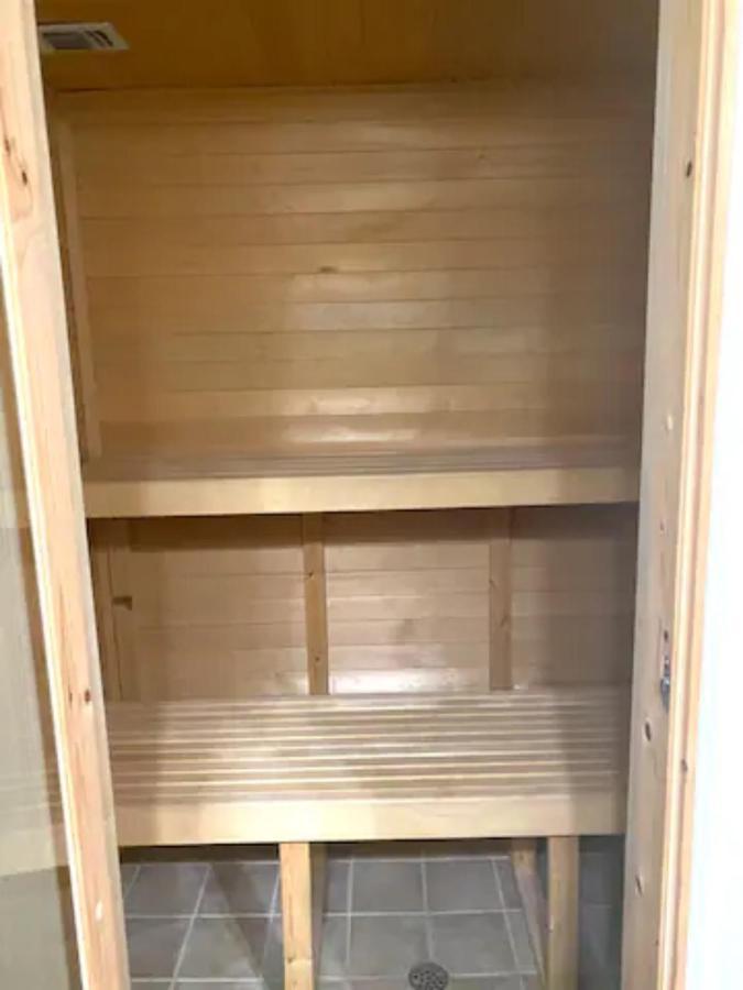 Private Master Suite With Sauna And Bathtub Fair Oaks Exterior foto